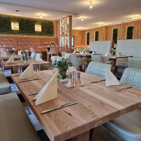 Wellnesshotel Sonnenhof & Sonnhalde Hotel 3*