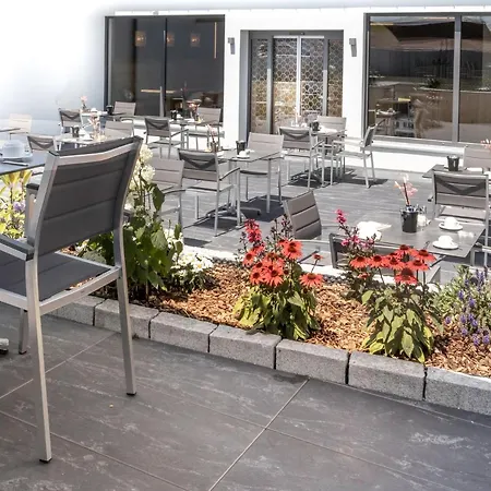 Wellnesshotel Sonnenhof&sonnhalde 3*