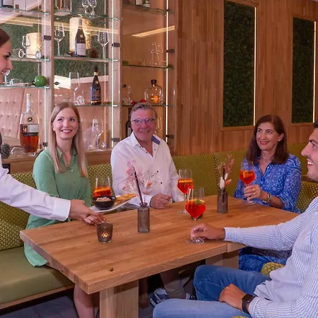 Wellnesshotel Sonnenhof & Sonnhalde 3* Ühlingen-Birkendorf