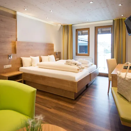 Wellnesshotel Sonnenhof & Sonnhalde 3*