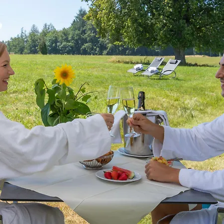 Wellnesshotel Sonnenhof&sonnhalde Hotel Ühlingen-Birkendorf